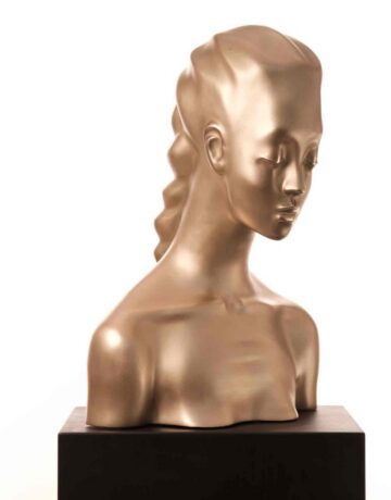 Femme Bust „Meditation“