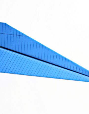 Paper Plane (blue)